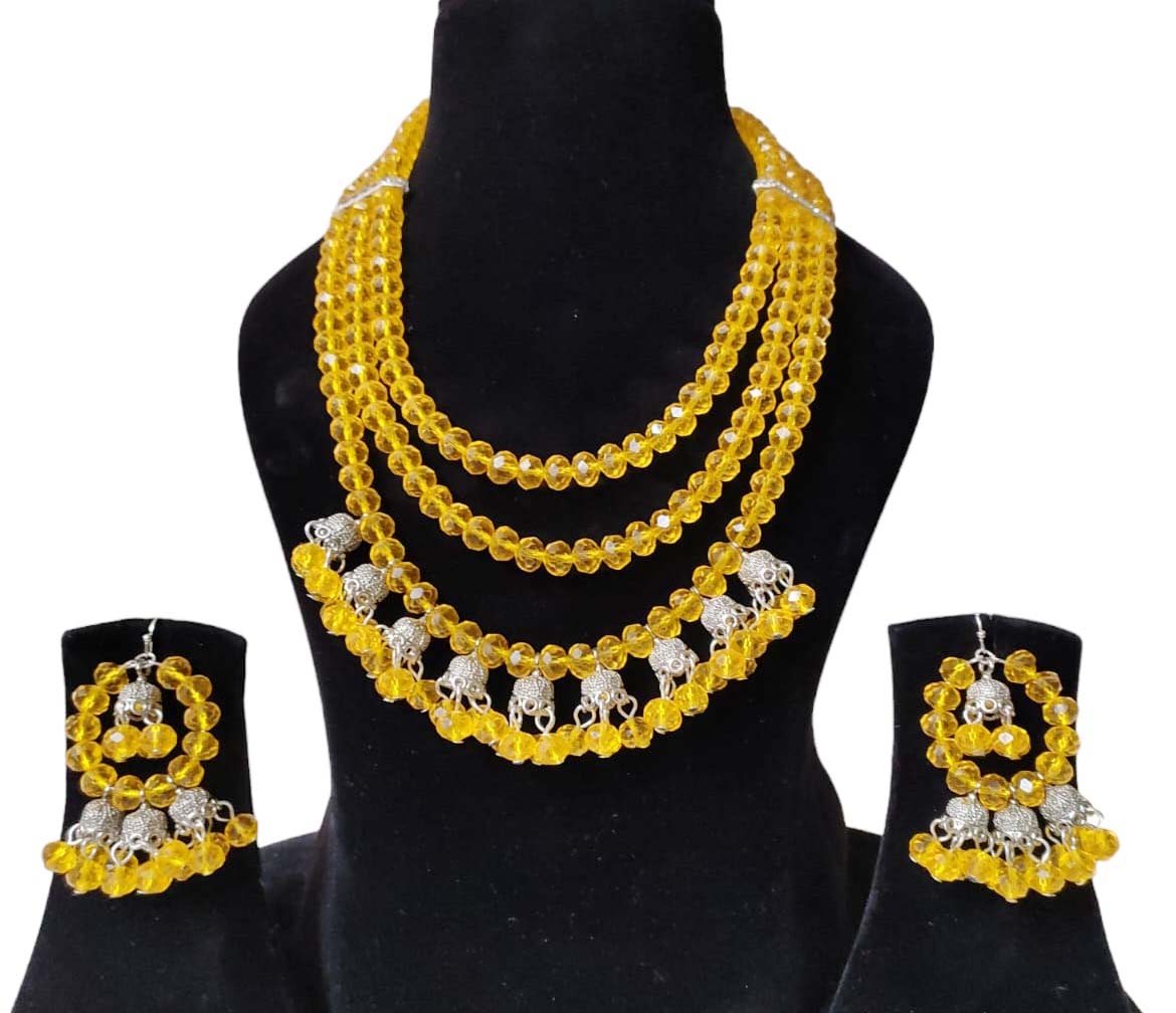 yellow necklace set